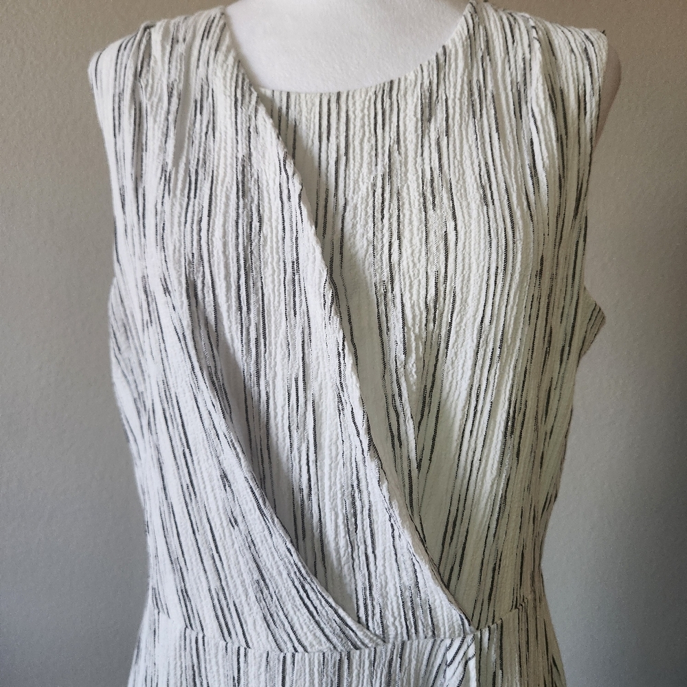 Calvin Klein Women's Sleeveless Dress with Side Pleated Ruffle Size 12 - Picture 8 of 16